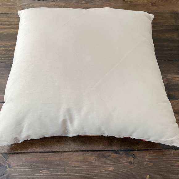 Pier 1 Imports pillows as seen on The Vampire Diaries with Elena Gilbert EUC! - Picture 7 of 8